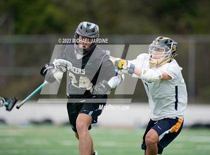 Thumbnail 1 in Bellevue (WA) vs Lakeridge (OR) photogallery.