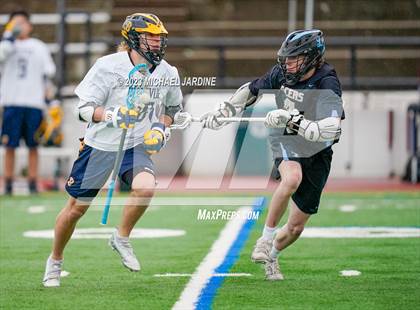 Thumbnail 1 in Bellevue (WA) vs Lakeridge (OR) photogallery.