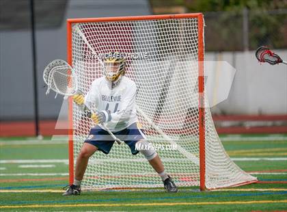 Thumbnail 2 in Bellevue (WA) vs Lakeridge (OR) photogallery.