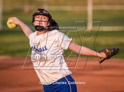 Thumbnail 3 in Marina vs Agoura photogallery.