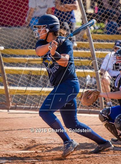 Thumbnail 3 in Marina vs Agoura photogallery.