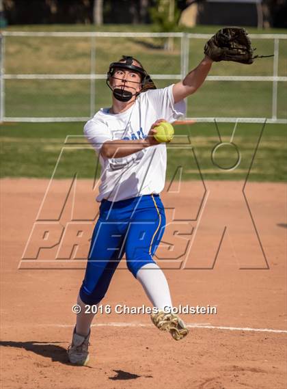 Thumbnail 3 in Marina vs Agoura photogallery.