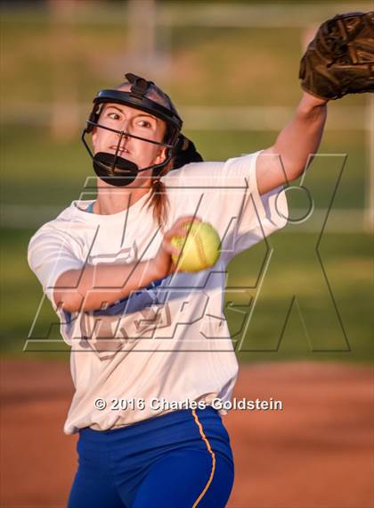 Thumbnail 2 in Marina vs Agoura photogallery.