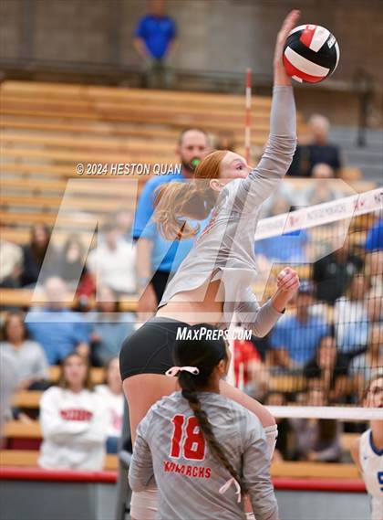 Thumbnail 3 in Los Alamitos @ Mater Dei (CIF-SS D1 Playoffs) photogallery.