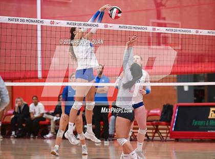 Thumbnail 3 in Los Alamitos @ Mater Dei (CIF-SS D1 Playoffs) photogallery.