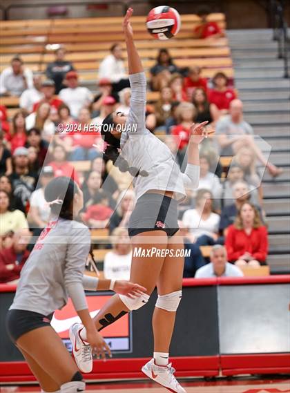 Thumbnail 3 in Los Alamitos @ Mater Dei (CIF-SS D1 Playoffs) photogallery.