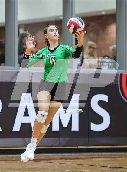 Thumbnail 1 in Iowa Park vs Millsap (Mineral Wells) photogallery.