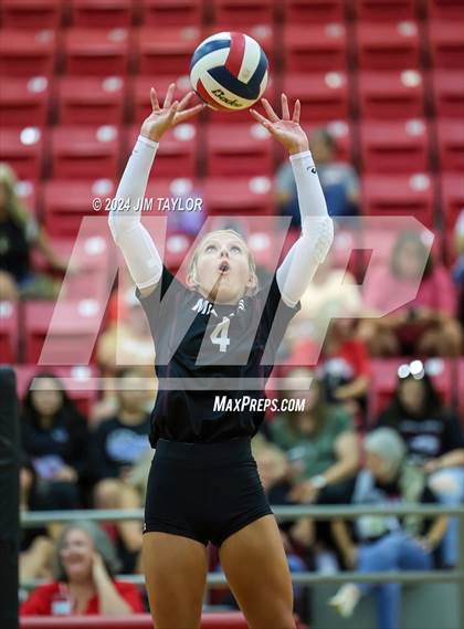Thumbnail 2 in Iowa Park vs Millsap (Mineral Wells) photogallery.