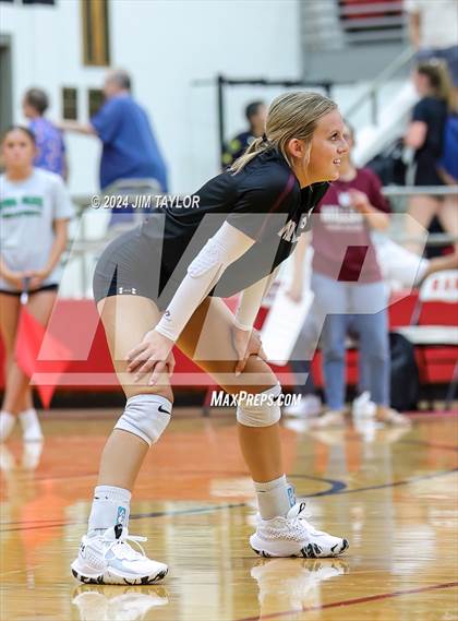 Thumbnail 1 in Iowa Park vs Millsap (Mineral Wells) photogallery.