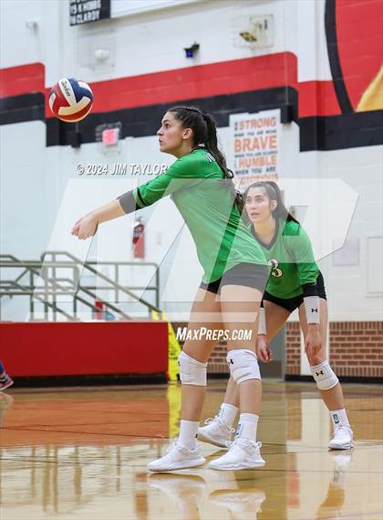 Thumbnail 2 in Iowa Park vs Millsap (Mineral Wells) photogallery.