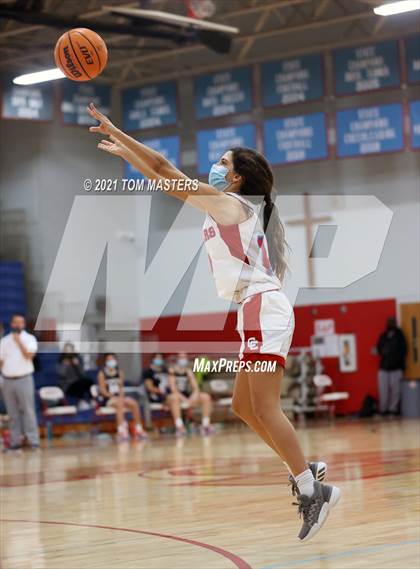 Thumbnail 2 in Cuthbertson @ Charlotte Catholic photogallery.
