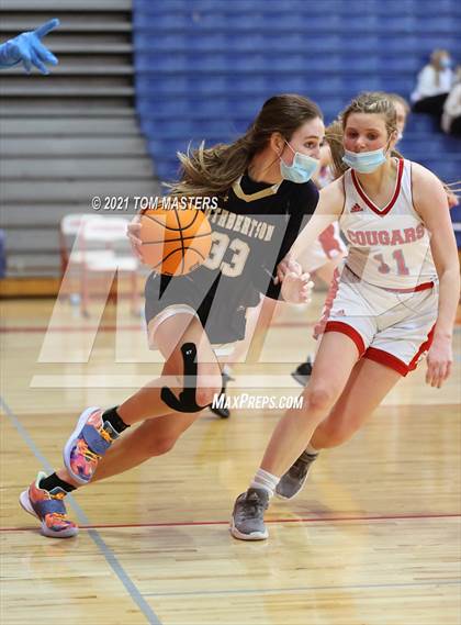 Thumbnail 1 in Cuthbertson @ Charlotte Catholic photogallery.