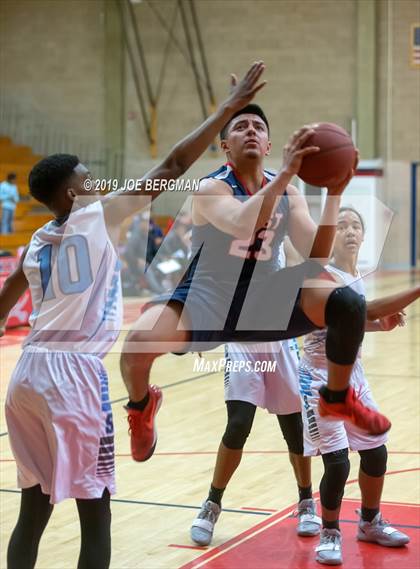 Thumbnail 2 in South @ East Bakersfield (Ralph Krave Memorial Tournament) photogallery.