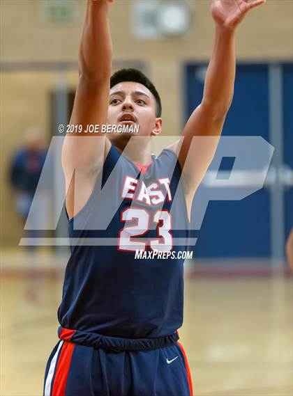 Thumbnail 2 in South @ East Bakersfield (Ralph Krave Memorial Tournament) photogallery.