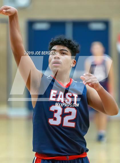Thumbnail 3 in South @ East Bakersfield (Ralph Krave Memorial Tournament) photogallery.