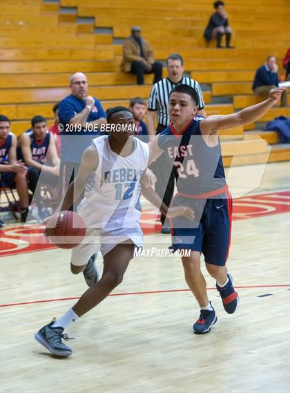 Thumbnail 3 in South @ East Bakersfield (Ralph Krave Memorial Tournament) photogallery.