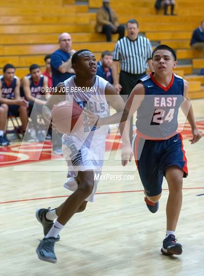 Thumbnail 2 in South @ East Bakersfield (Ralph Krave Memorial Tournament) photogallery.