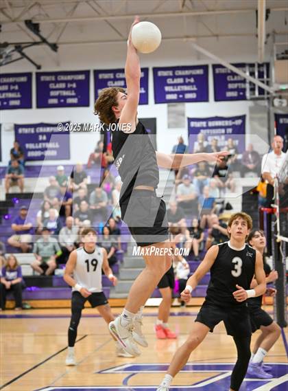 Thumbnail 2 in Northwest Christian vs. Seton Catholic (AIA 3A Semifinal) photogallery.