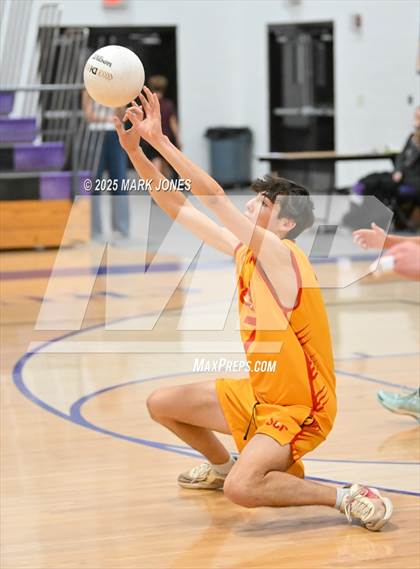 Thumbnail 1 in Northwest Christian vs. Seton Catholic (AIA 3A Semifinal) photogallery.