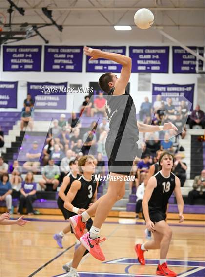 Thumbnail 2 in Northwest Christian vs. Seton Catholic (AIA 3A Semifinal) photogallery.