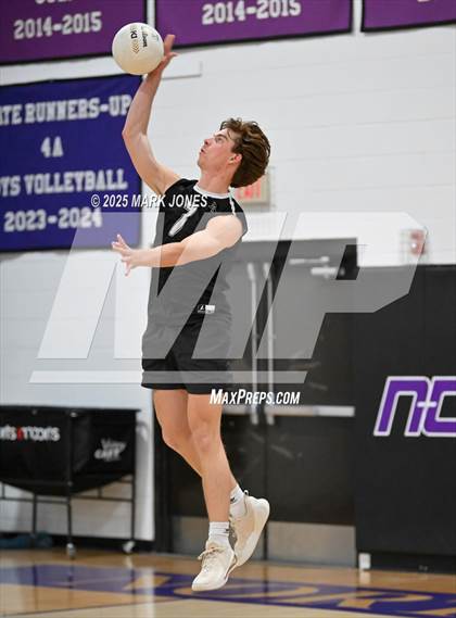 Thumbnail 2 in Northwest Christian vs. Seton Catholic (AIA 3A Semifinal) photogallery.