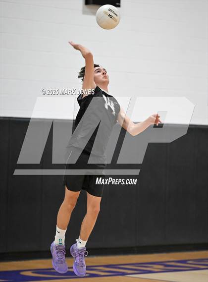 Thumbnail 2 in Northwest Christian vs. Seton Catholic (AIA 3A Semifinal) photogallery.