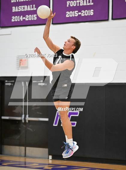 Thumbnail 1 in Northwest Christian vs. Seton Catholic (AIA 3A Semifinal) photogallery.