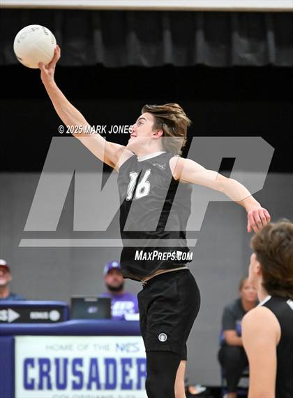 Thumbnail 2 in Northwest Christian vs. Seton Catholic (AIA 3A Semifinal) photogallery.