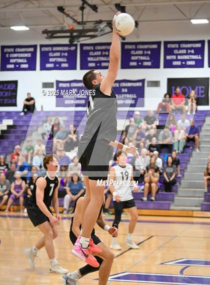 Thumbnail 3 in Northwest Christian vs. Seton Catholic (AIA 3A Semifinal) photogallery.