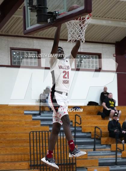 Thumbnail 3 in Enochs vs Vallejo (Stonebarger Tournament) photogallery.