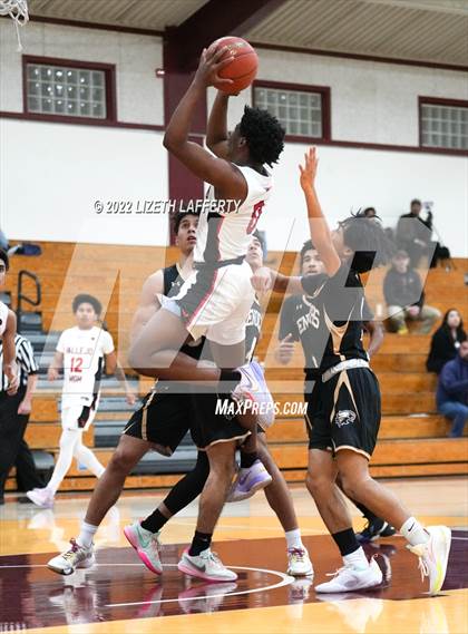Thumbnail 1 in Enochs vs Vallejo (Stonebarger Tournament) photogallery.