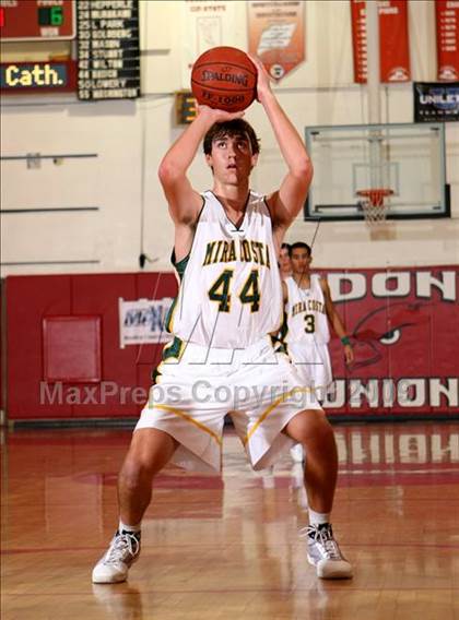 Thumbnail 3 in Cathedral vs. Mira Costa (Sea Hawk Classic) photogallery.