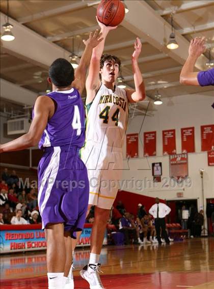 Thumbnail 2 in Cathedral vs. Mira Costa (Sea Hawk Classic) photogallery.