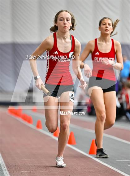 Thumbnail 3 in Red Devil Classic (4 x 800 Meter Relay) photogallery.