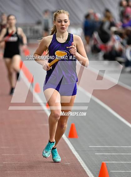Thumbnail 3 in Red Devil Classic (4 x 800 Meter Relay) photogallery.