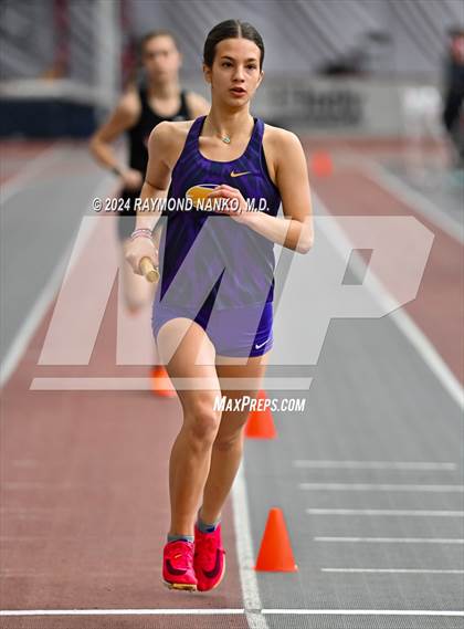 Thumbnail 3 in Red Devil Classic (4 x 800 Meter Relay) photogallery.