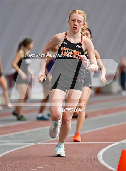 Thumbnail 2 in Red Devil Classic (4 x 800 Meter Relay) photogallery.
