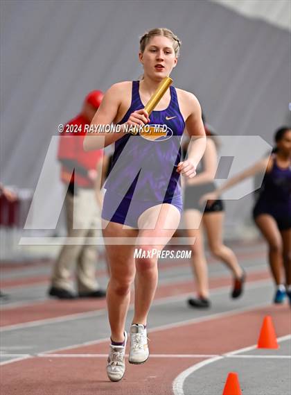 Thumbnail 3 in Red Devil Classic (4 x 800 Meter Relay) photogallery.