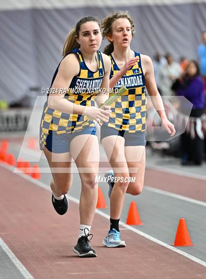 Thumbnail 3 in Red Devil Classic (4 x 800 Meter Relay) photogallery.