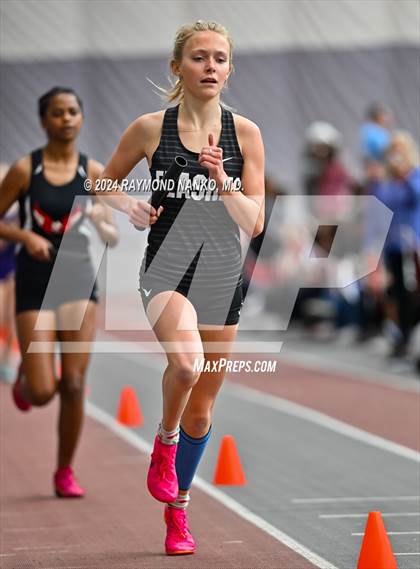 Thumbnail 3 in Red Devil Classic (4 x 800 Meter Relay) photogallery.