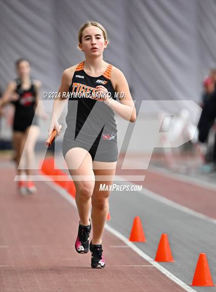 Thumbnail 3 in Red Devil Classic (4 x 800 Meter Relay) photogallery.