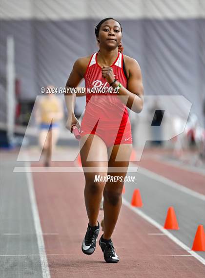 Thumbnail 1 in Red Devil Classic (4 x 800 Meter Relay) photogallery.