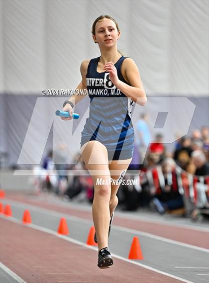 Thumbnail 2 in Red Devil Classic (4 x 800 Meter Relay) photogallery.