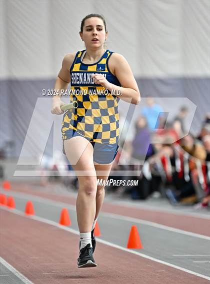 Thumbnail 1 in Red Devil Classic (4 x 800 Meter Relay) photogallery.