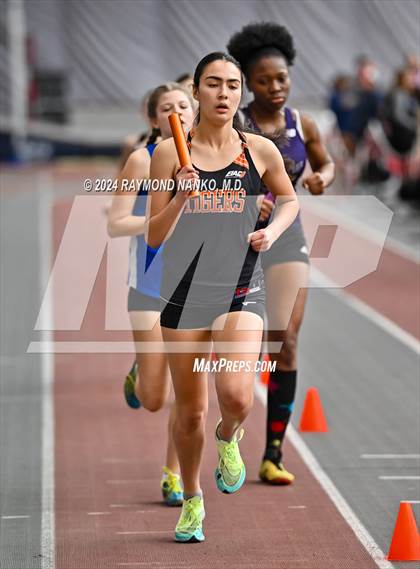 Thumbnail 2 in Red Devil Classic (4 x 800 Meter Relay) photogallery.
