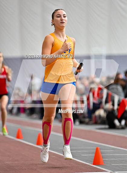 Thumbnail 1 in Red Devil Classic (4 x 800 Meter Relay) photogallery.