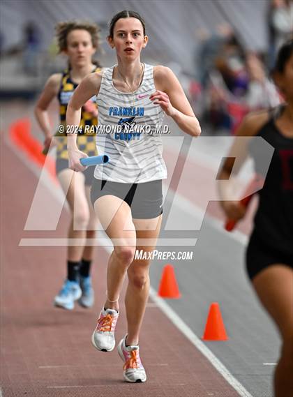 Thumbnail 1 in Red Devil Classic (4 x 800 Meter Relay) photogallery.