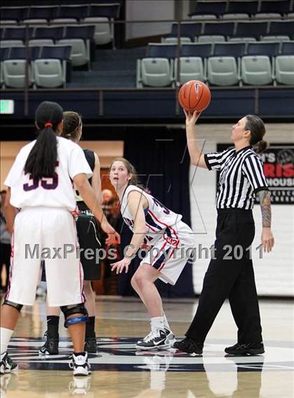Thumbnail 1 in Campolindo vs. Casa Grande (Miramonte Holiday Classic) photogallery.
