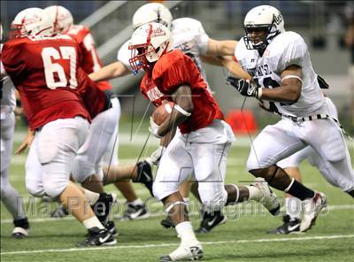 Thumbnail 2 in THSCA Texas All-Star Game photogallery.