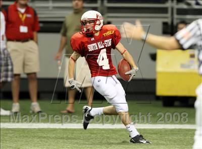 Thumbnail 3 in THSCA Texas All-Star Game photogallery.